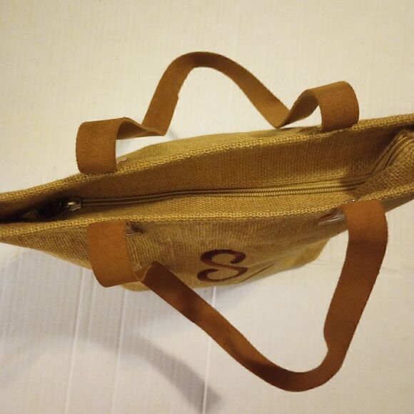 ✨ NWT burlap monogram top zipper handbag - Picture 11 of 12